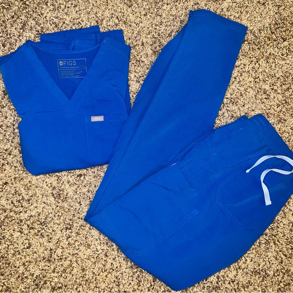 FIGS SCRUBS